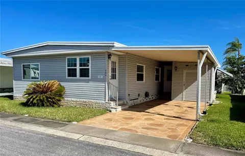 204 Red Maple Dr, Palm Harbor, FL 34684
