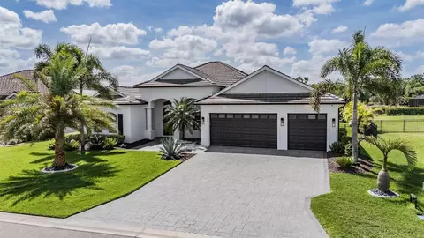 Exterior - 16007 39th Gln E, Parrish, FL 34219 photo 6 of 8