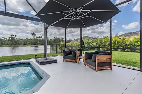Exterior - 16007 39th Gln E, Parrish, FL 34219 photo 3 of 8