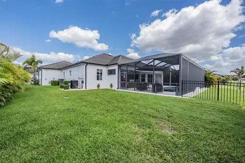 Exterior - 16007 39th Gln E, Parrish, FL 34219 photo 7 of 8