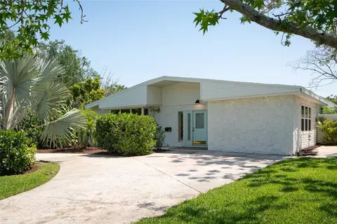 2660 Fairway Ave S, Saint Petersburg, FL 33712