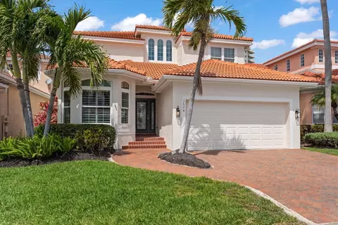 1624 Sand Key Estates Ct, Clearwater Beach, FL 33767