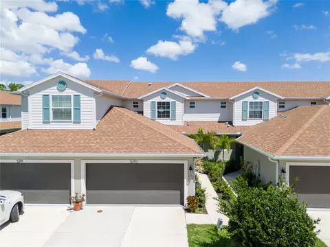 5293 Neil Dr, Saint Petersburg, FL 33714
