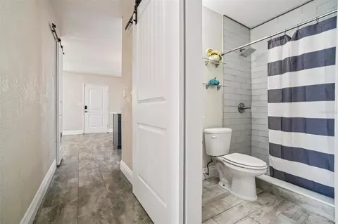 Entry Way - 541 Firefly Ln, Apollo Beach, FL 33572 photo 2 of 2