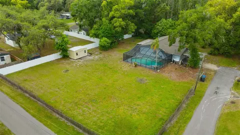407 1st Ave NE, Lutz, FL 33549