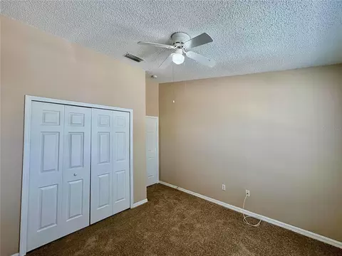 Bedroom - 6002 Osprey Lake Cir, Riverview, FL 33578 photo 4 of 5