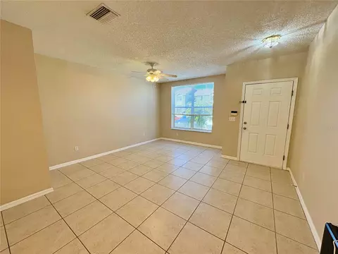 Living - 6002 Osprey Lake Cir, Riverview, FL 33578 photo 1 of 2