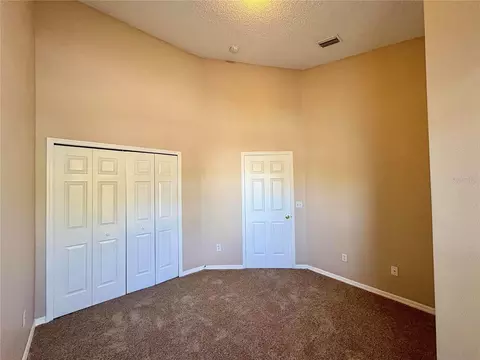 Bedroom - 6002 Osprey Lake Cir, Riverview, FL 33578 photo 5 of 5