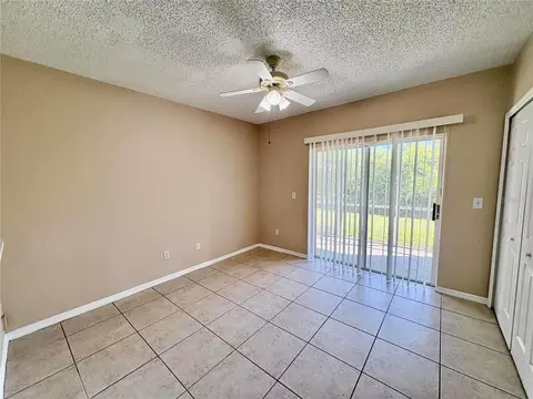 Bedroom - 6002 Osprey Lake Cir, Riverview, FL 33578 photo 1 of 5