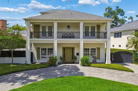 913 S Golf View St, Tampa, FL 33629