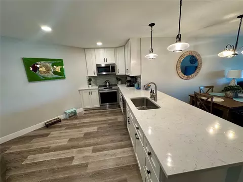 6100 Bahia Del Mar Cir #102, Saint Petersburg, FL 33715