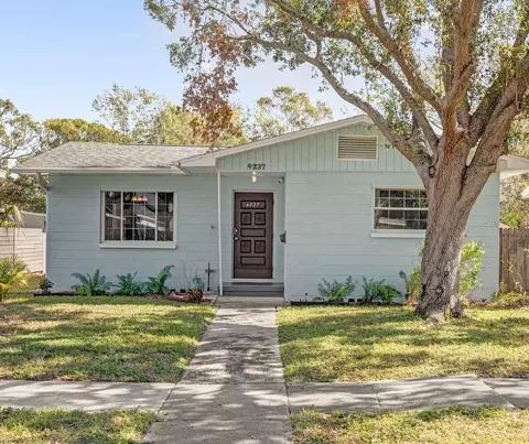 4237 Dr Martin Luther King Jr St N, Saint Petersburg, FL 33703