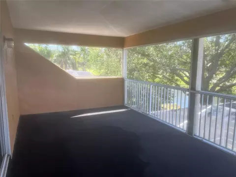 Exterior - 18914 Maisons Dr, Lutz, FL 33558 photo 7 of 10