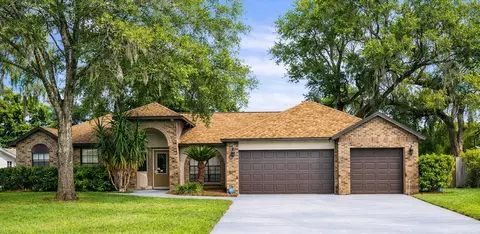 2106 Whitlock Pl, Dover, FL 33527