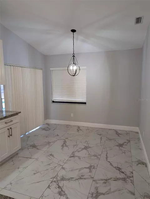 Dining - 2106 Whitlock Pl, Dover, FL 33527 photo 1 of 1