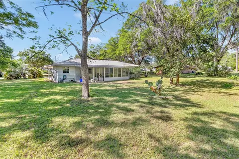 Exterior - 432 NW 2nd Ave, Williston, FL 32696 photo 6 of 8