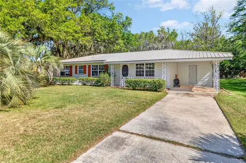 Exterior - 432 NW 2nd Ave, Williston, FL 32696 photo 1 of 8