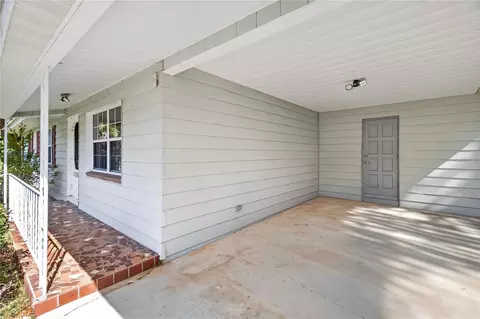 Exterior - 432 NW 2nd Ave, Williston, FL 32696 photo 2 of 8
