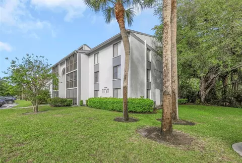 1308 Pine Ridge Cir E #H1, Tarpon Springs, FL 34688