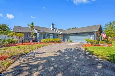2424 Osprey Ave, Palm Harbor, FL 34683