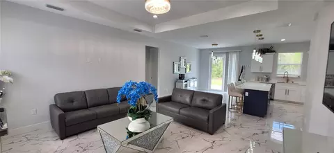 Entry Way - 7242 Elaine Dr, Webster, FL 33597 photo 1 of 1