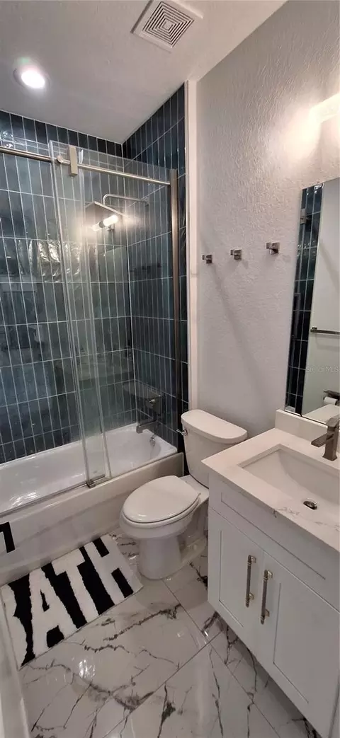 Bath - 7242 Elaine Dr, Webster, FL 33597 photo 1 of 5