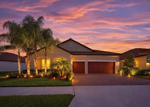 5336 Windy Grove Dr, Wimauma, FL 33598