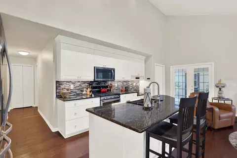Kitchen - 2021 Meadow Rue Ct, Trinity, FL 34655 photo 2 of 3