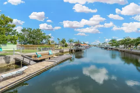 13724 Cox Ave, Hudson, FL 34667