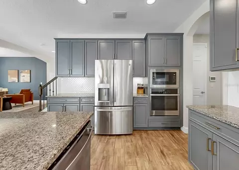 Kitchen - 13036 Pennybrook Dr, Riverview, FL 33579 photo 5 of 16