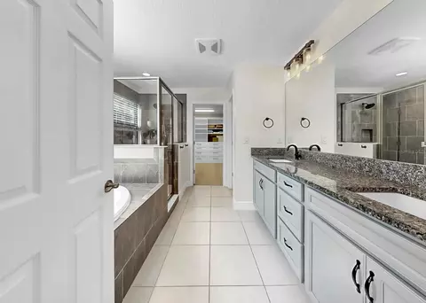 Bath - 13036 Pennybrook Dr, Riverview, FL 33579 photo 4 of 9