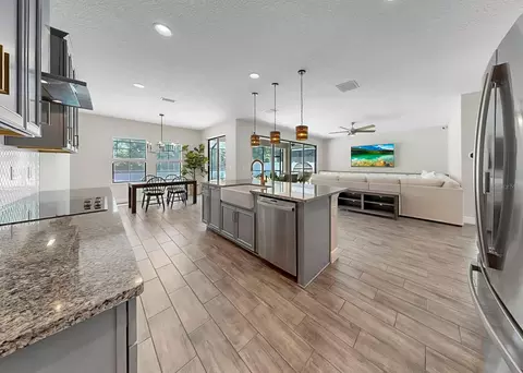 Kitchen - 13036 Pennybrook Dr, Riverview, FL 33579 photo 10 of 16