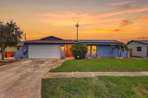 12137 Orange Blossom Dr, Seminole, FL 33772