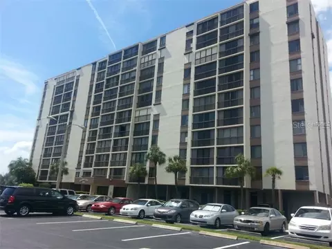 255 Dolphin Pt #710, Clearwater Beach, FL 33767