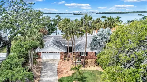 2612 Keystone Ct N, Saint Petersburg, FL 33710