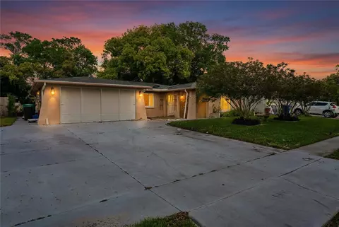 3122 Bahia Ave, Holiday, FL 34690