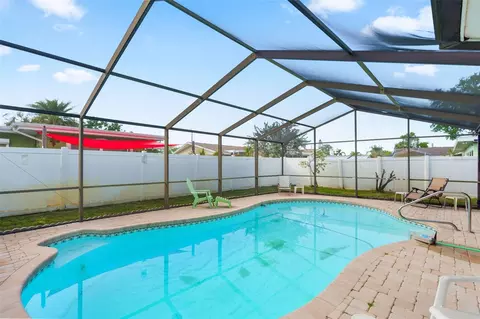 Exterior - 1768 Harbor Cir E, Largo, FL 33770 photo 5 of 6