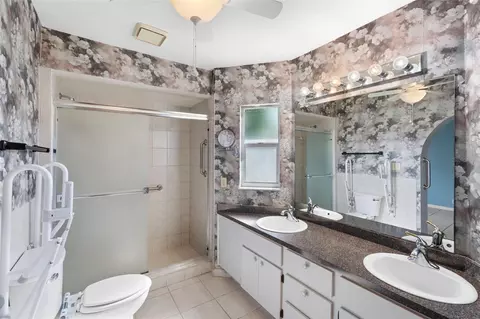 Bath - 1768 Harbor Cir E, Largo, FL 33770 photo 2 of 3
