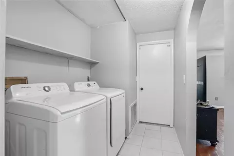 Other - 4104 Fallon Ct, Brandon, FL 33511 photo 6 of 9