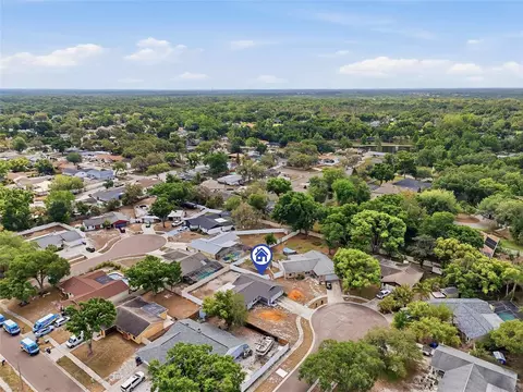 View/Area - 4104 Fallon Ct, Brandon, FL 33511 photo 4 of 13