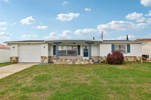 5203 Overton Dr, New Port Richey, FL 34652