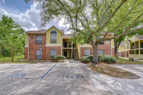 8723 Fancy Finch Dr #201, Tampa, FL 33614