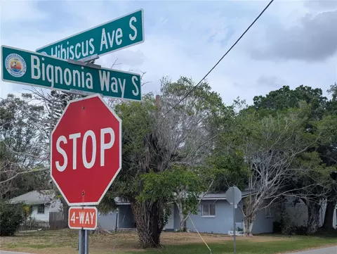 7001 7011 Hibiscus Ave S, South Pasadena, FL 33707