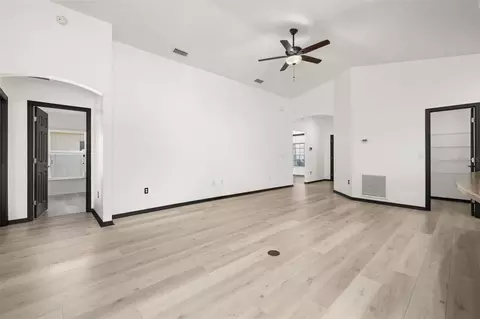 Living - 2060 Ashboro Pl, Bartow, FL 33830 photo 3 of 5