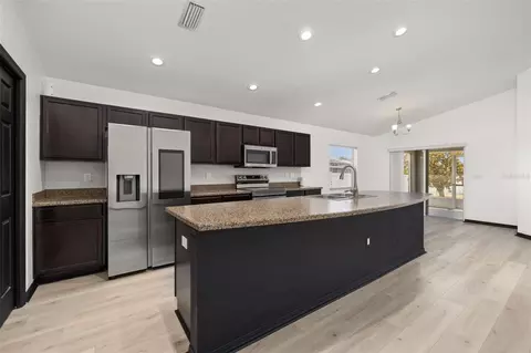 Kitchen - 2060 Ashboro Pl, Bartow, FL 33830 photo 1 of 2