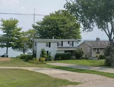 2266 Lakeshore Dr, Carsonville, MI 48419