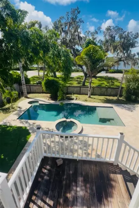 1740 Bayshore Dr, Terra Ceia, FL 34250