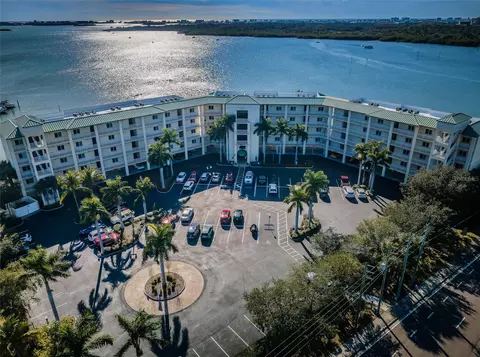8800 Bay Pines Blvd #303, Saint Petersburg, FL 33709