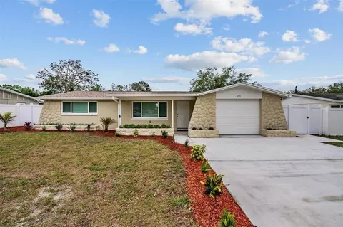5255 School Rd, New Port Richey, FL 34653