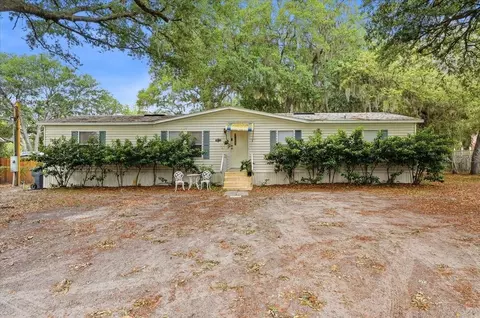 4810 Myrtle View Dr N, Mulberry, FL 33860